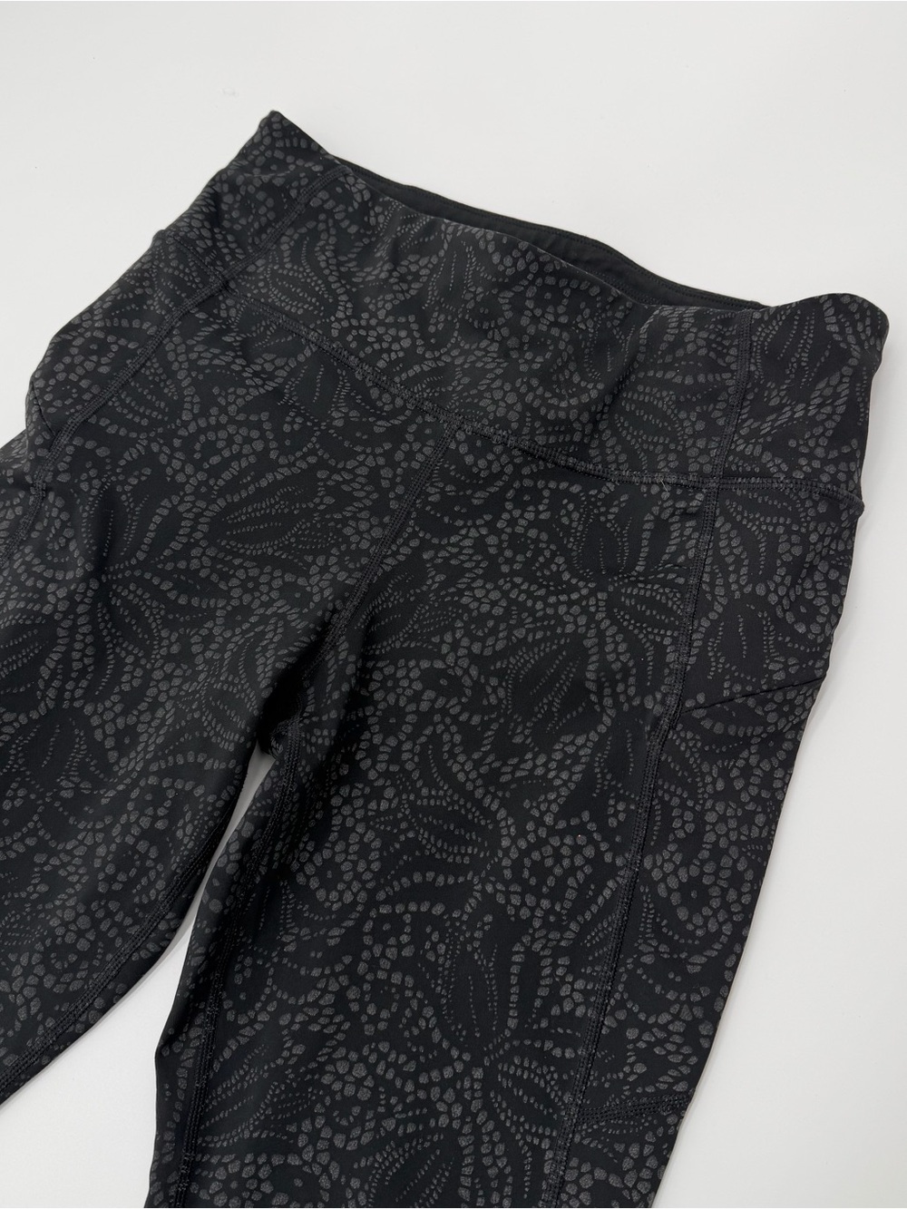 Athleta Black Seamless Workout Leggings